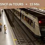 - Vue Basilique Saint Martin Tours