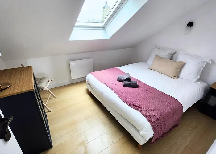 Apartament - Vue Basilique Saint Martin